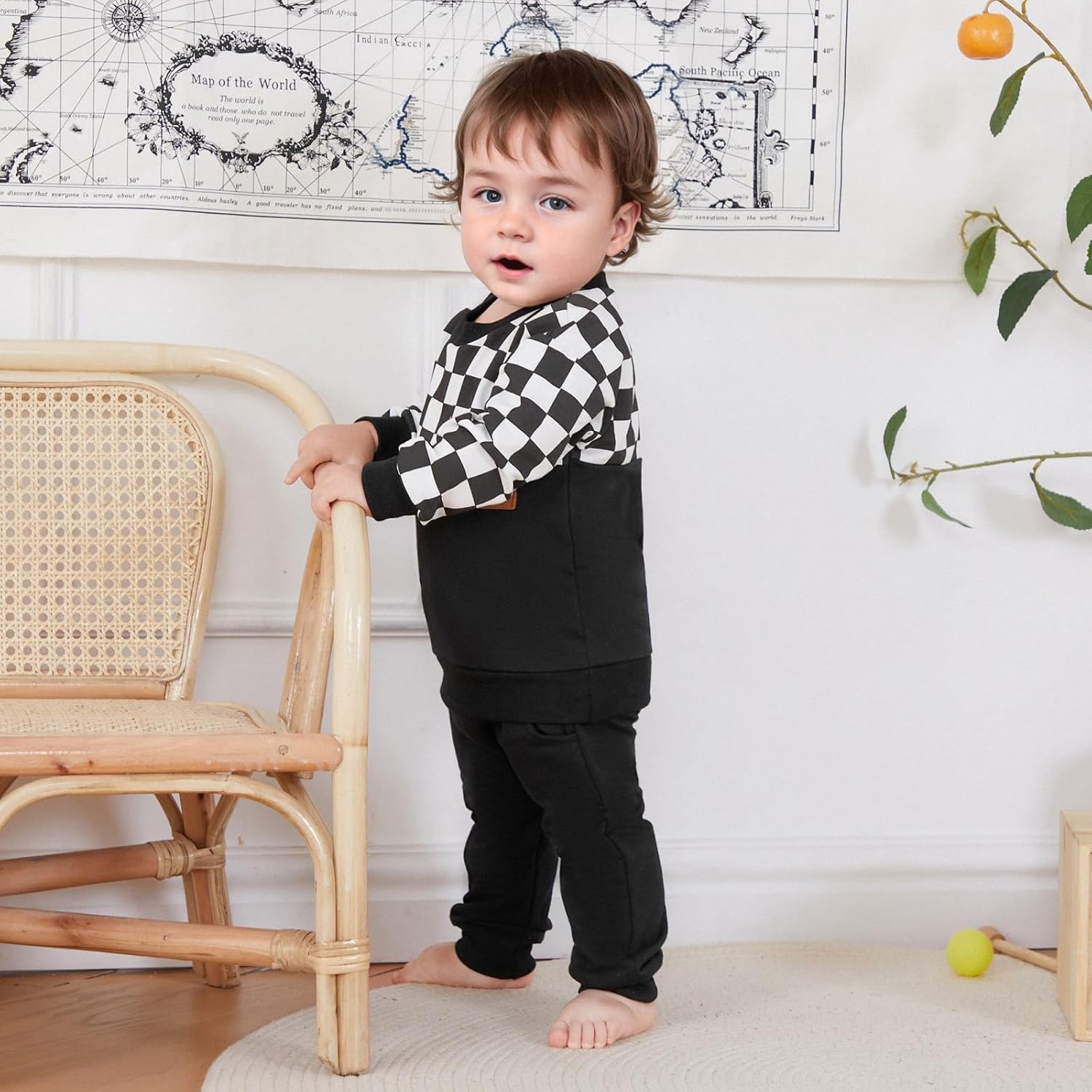 Robust Fall Outfits for Little Ones